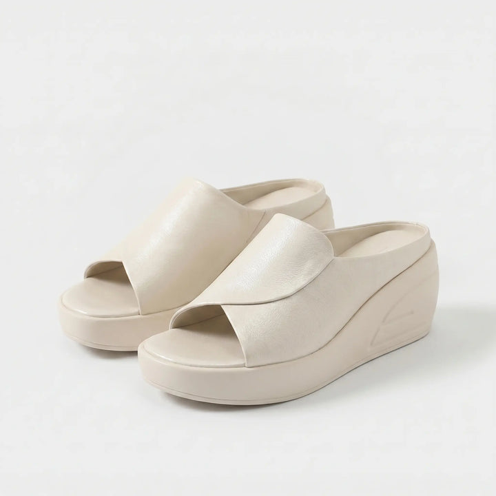 Elisa Sandali Zeppa Slip-on Ortopedici
